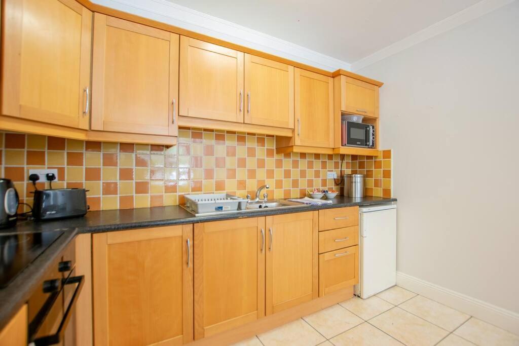 106 - The Townhouse By Shortstays Galway Extérieur photo