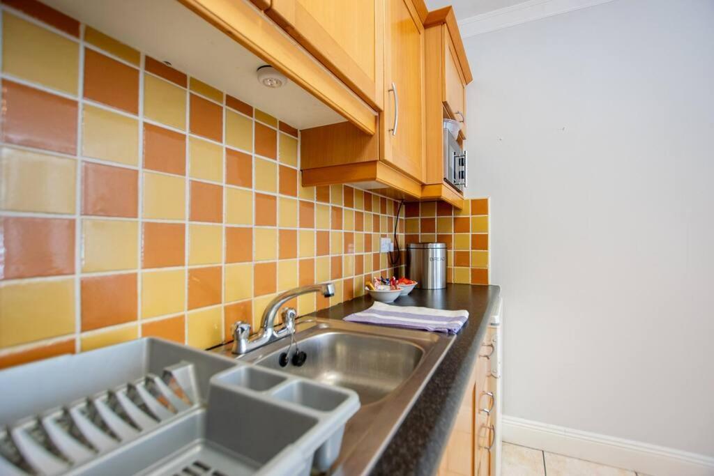 106 - The Townhouse By Shortstays Galway Extérieur photo
