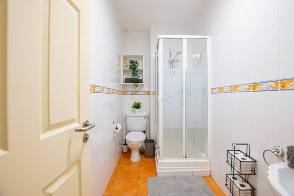 106 - The Townhouse By Shortstays Galway Extérieur photo